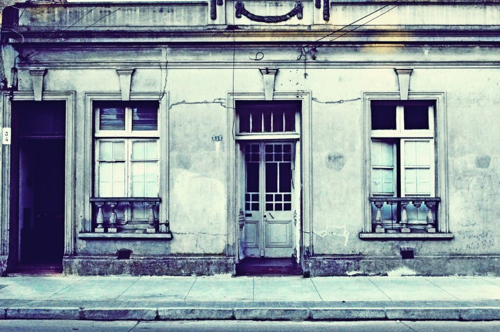New consumer standards for social housing in England: a brave new world, or business as usual?