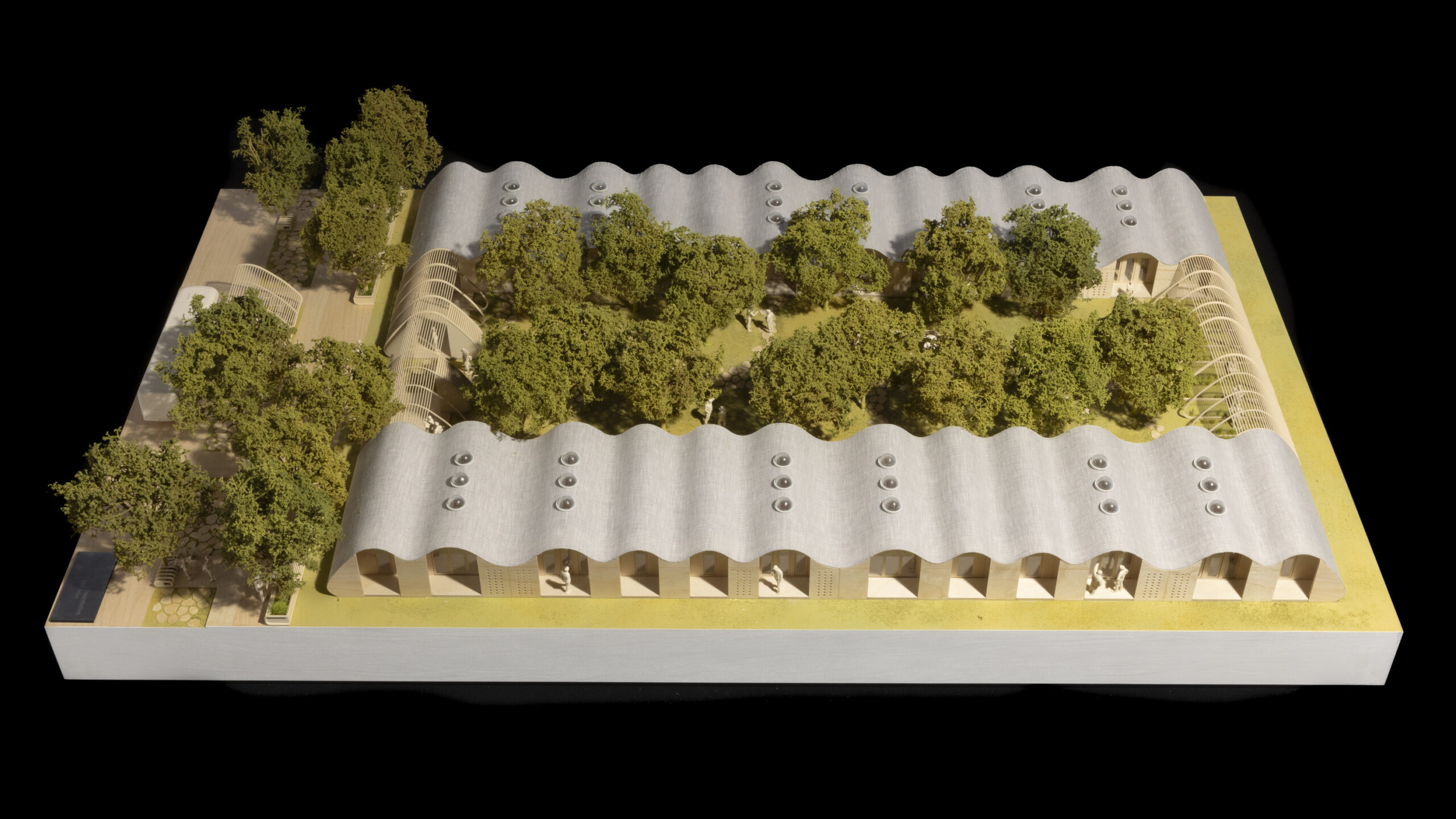 The Norman Foster Foundation reveals new emergency housing design