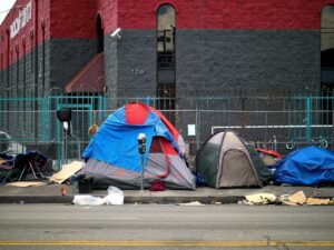 28 days later and thousands of refugees risk homelessness