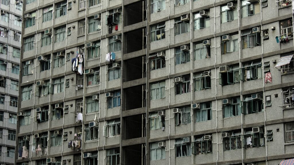 high rise building at daytime