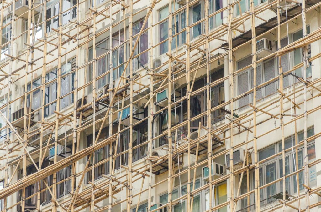 Hong Kong fire highlights dangers of bamboo scaffolding