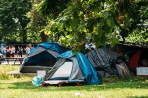 New report reveals gaps in homelessness support services