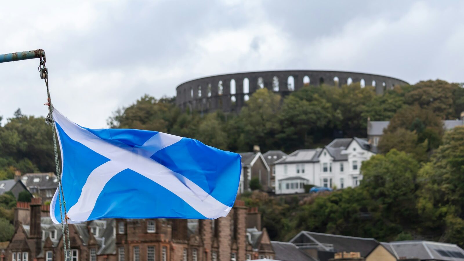 Scotland plans new tenant protections against damp and mould